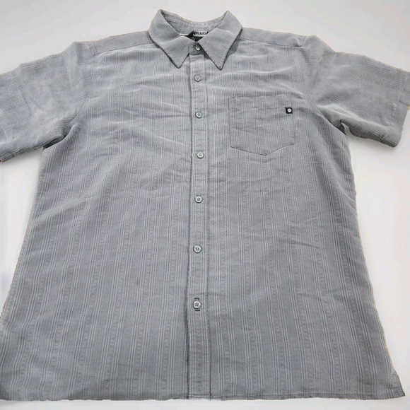 Marmot Mens Shirt Button Up Gray Medium Short Sleeves Pocket Logo *(Flaw) - Picture 2 of 11